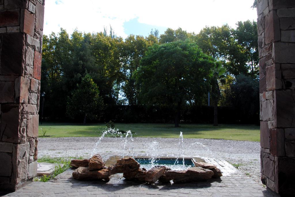 Suter Petit Hotel San Rafael  Luaran gambar