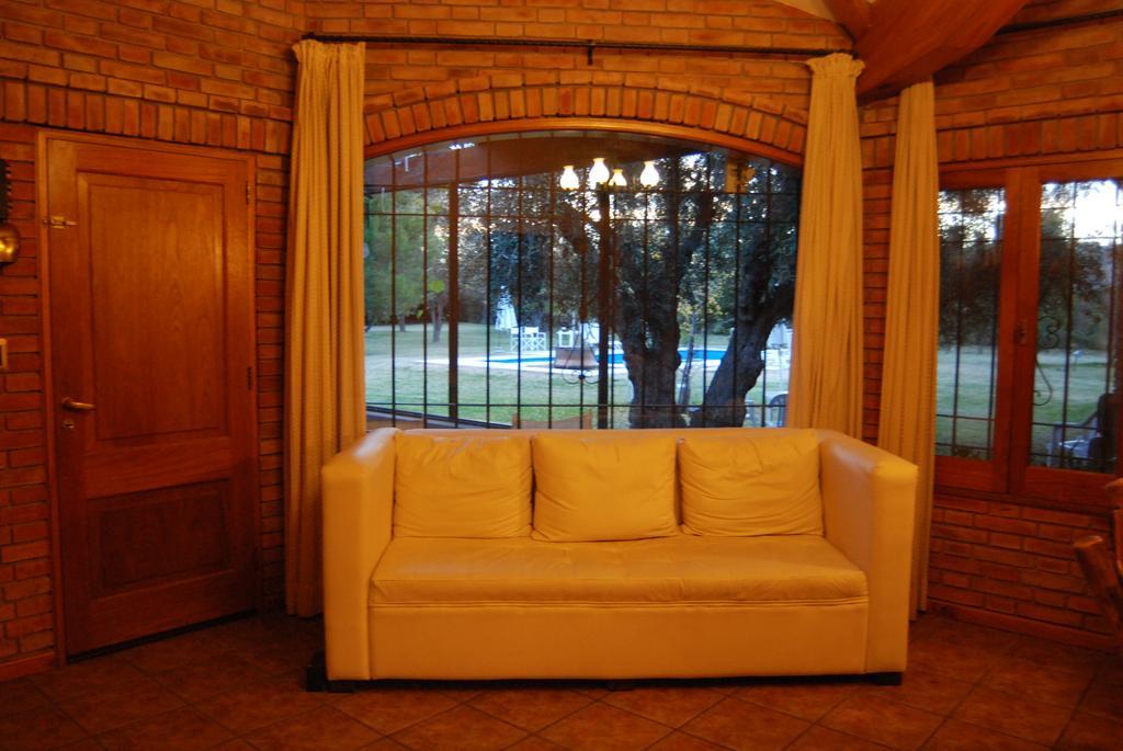 Suter Petit Hotel San Rafael  Luaran gambar