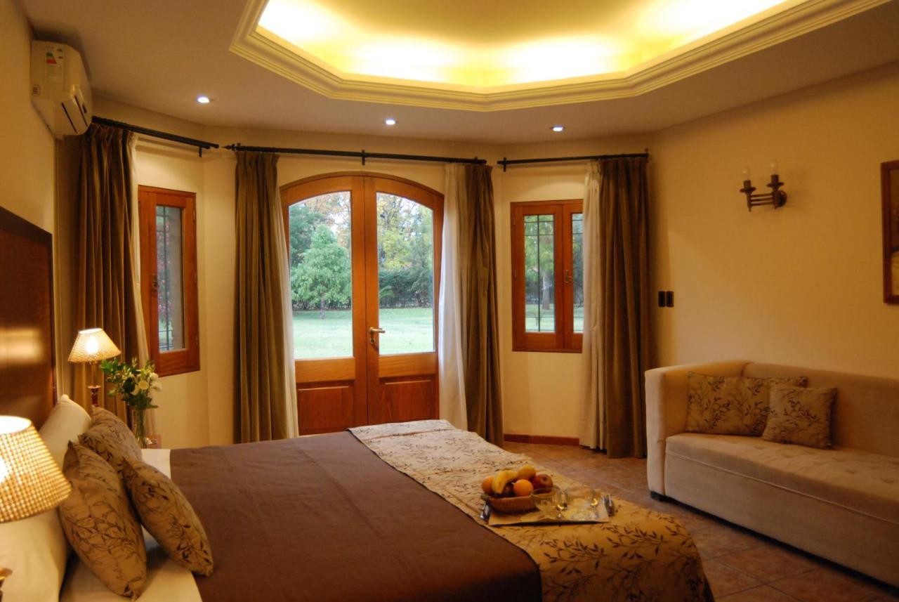Suter Petit Hotel San Rafael  Luaran gambar